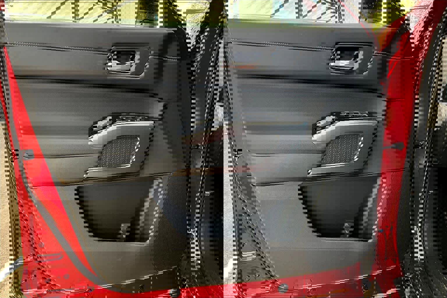 New 2026 Nissan Pathfinder SL image 13