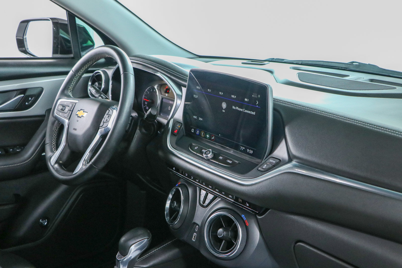 Used 2023 Chevrolet Blazer LT w/ Midnight/Sport Edition FWD image 25