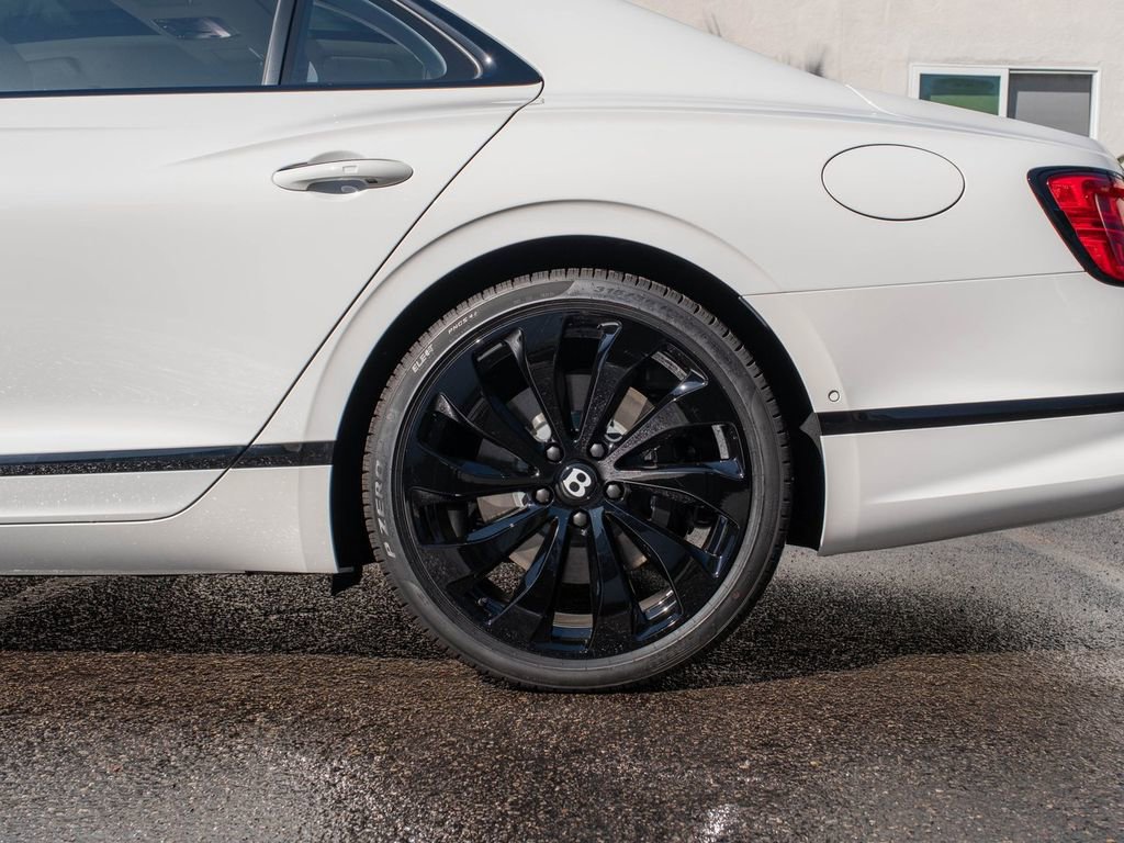 New 2026 Bentley Flying Spur Plug-In Hybrid AWD/4WD image 36