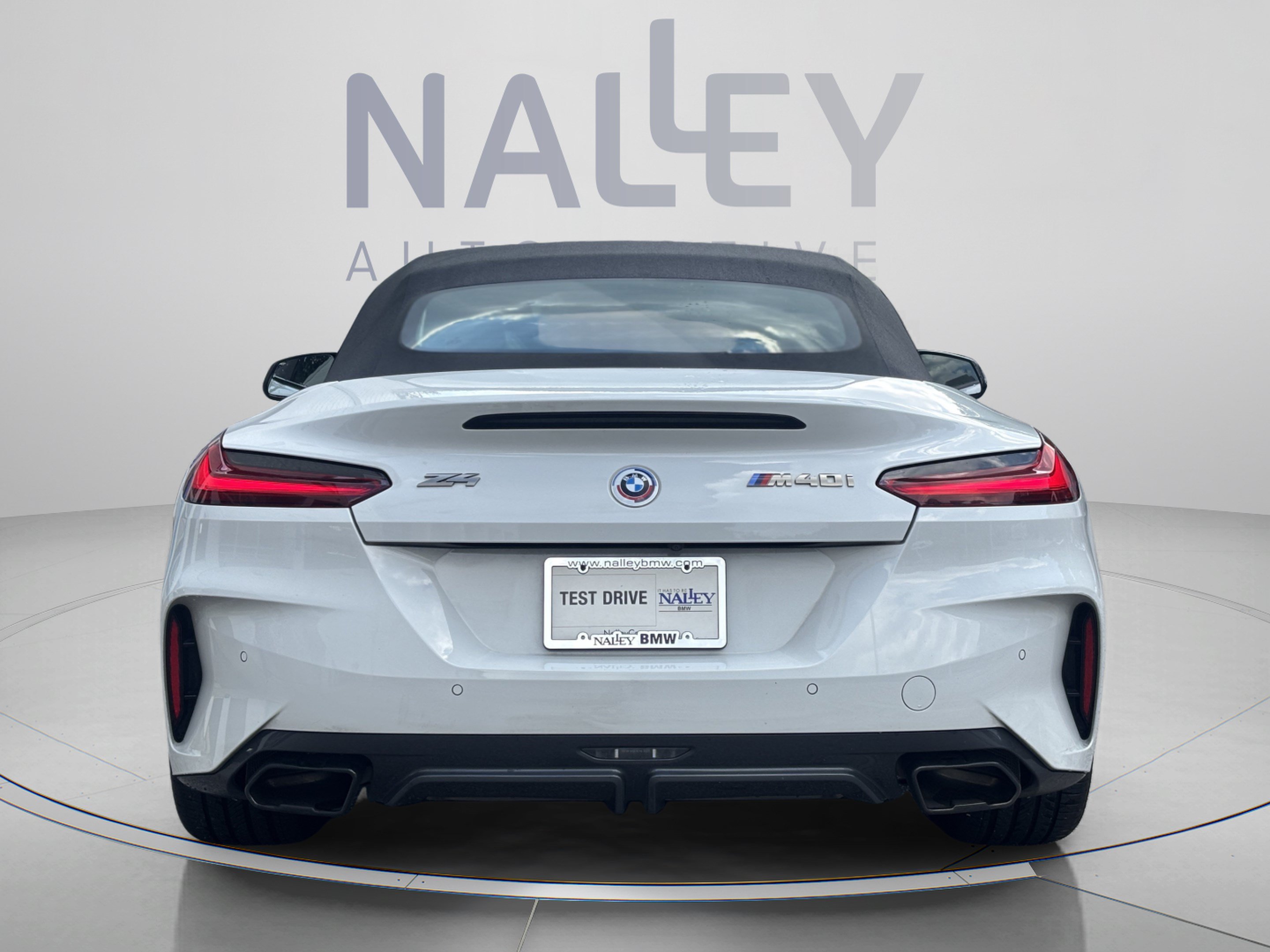 Used 2022 BMW Z4 M40i w/ Premium Package RWD image 3