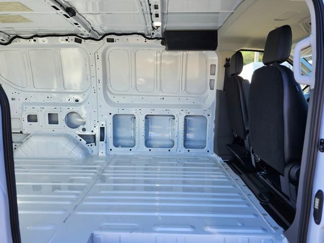 New 2026 Ford Transit 150 Low Roof RWD image 16