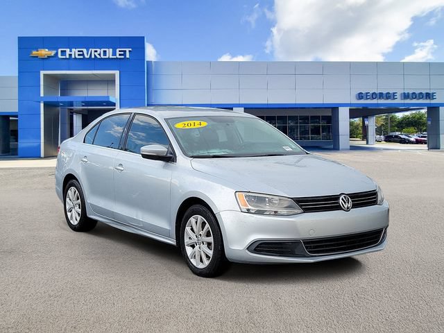Used 2014 Volkswagen Jetta SE FWD image 1