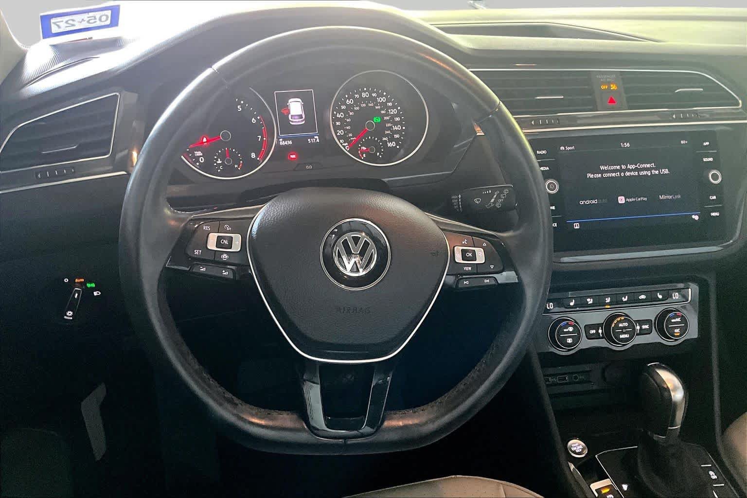 Used 2019 Volkswagen Tiguan SE AWD/4WD image 16
