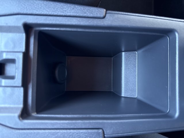 Certified 2025 Nissan Kicks SV FWD image 27