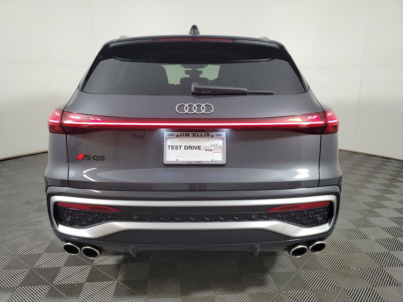 New 2026 Audi SQ5 Prestige AWD/4WD image 5