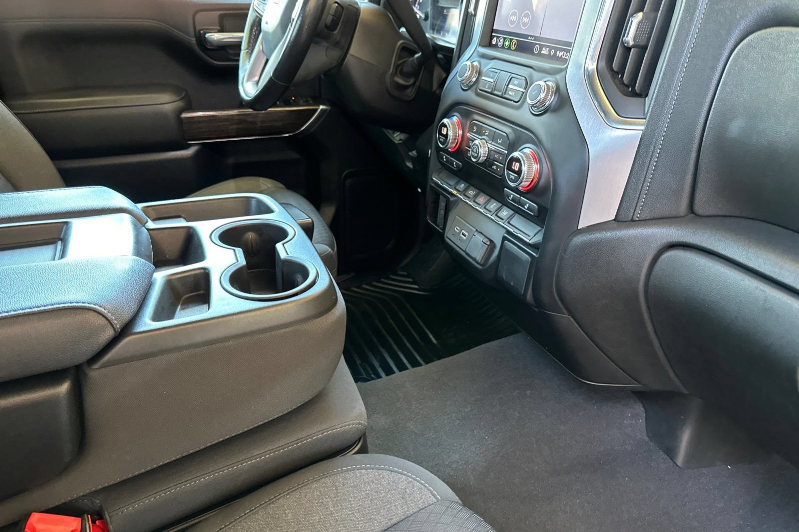 Certified 2022 GMC Sierra 1500 Elevation RWD image 16