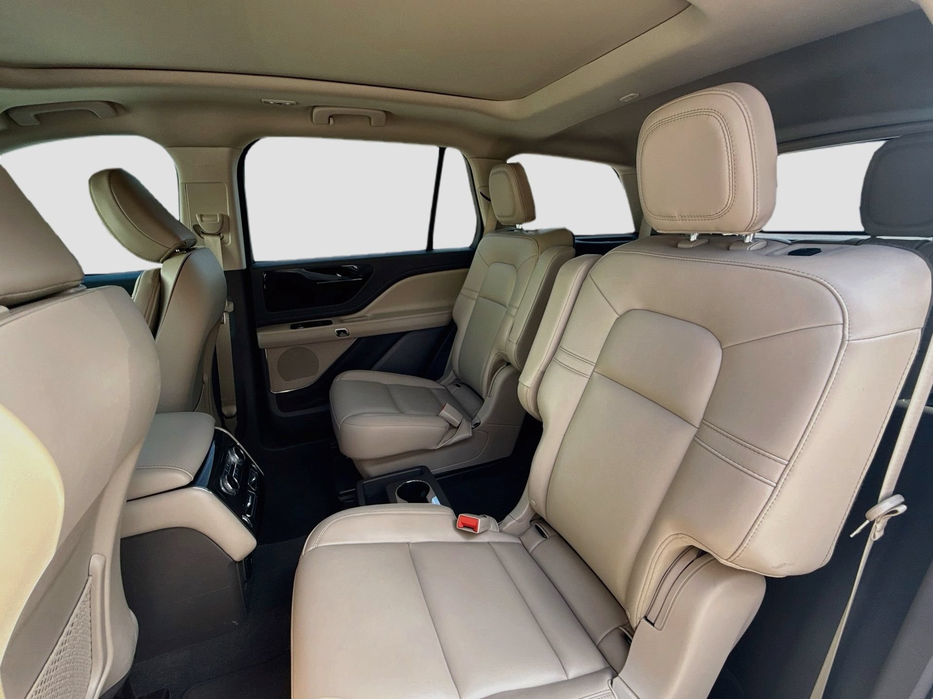 Used 2023 Lincoln Aviator 2WD w/ Premium Package image 23