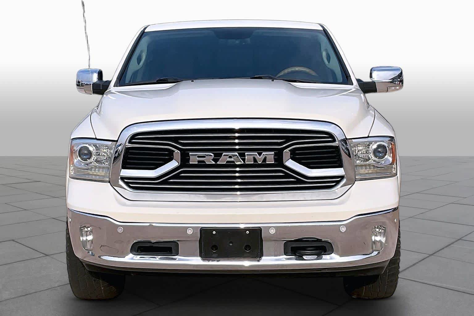 Used 2018 RAM 1500 Laramie Longhorn AWD/4WD image 5