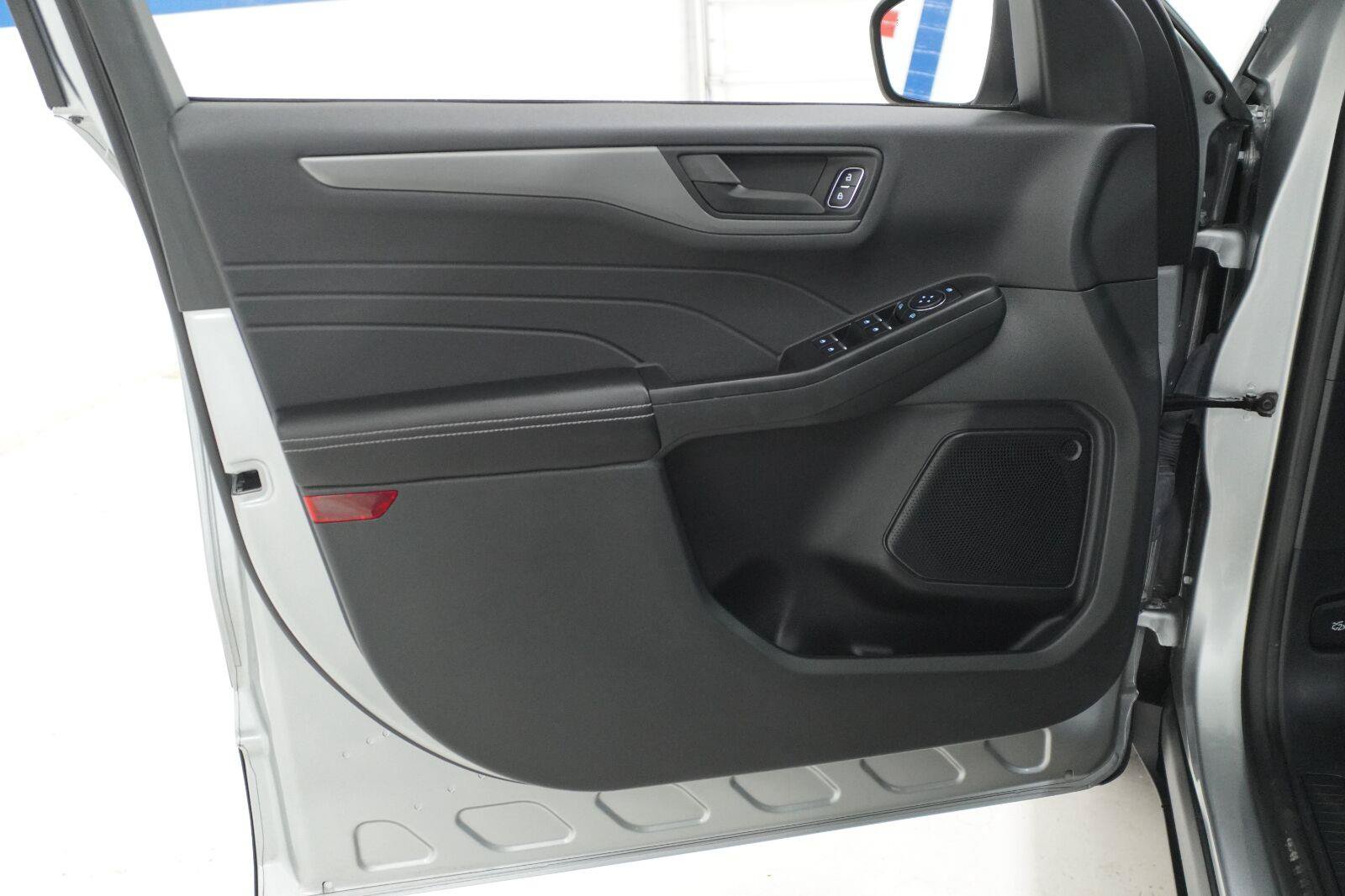 Used 2024 Ford Escape Active w/ Tech Pack #1 FWD image 20