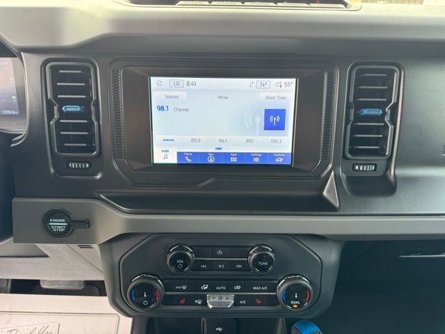 Used 2022 Ford Bronco Black Diamond w/ Sasquatch Package image 14