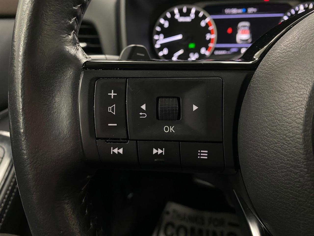 Used 2023 Nissan Rogue SV w/ SV Premium B Package image 17