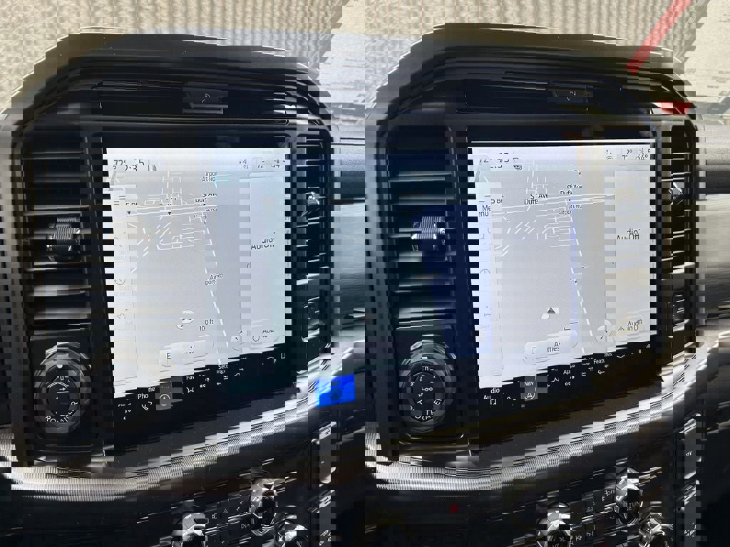 New 2026 Ford F150 Lariat w/ Equipment Group 502A High image 31