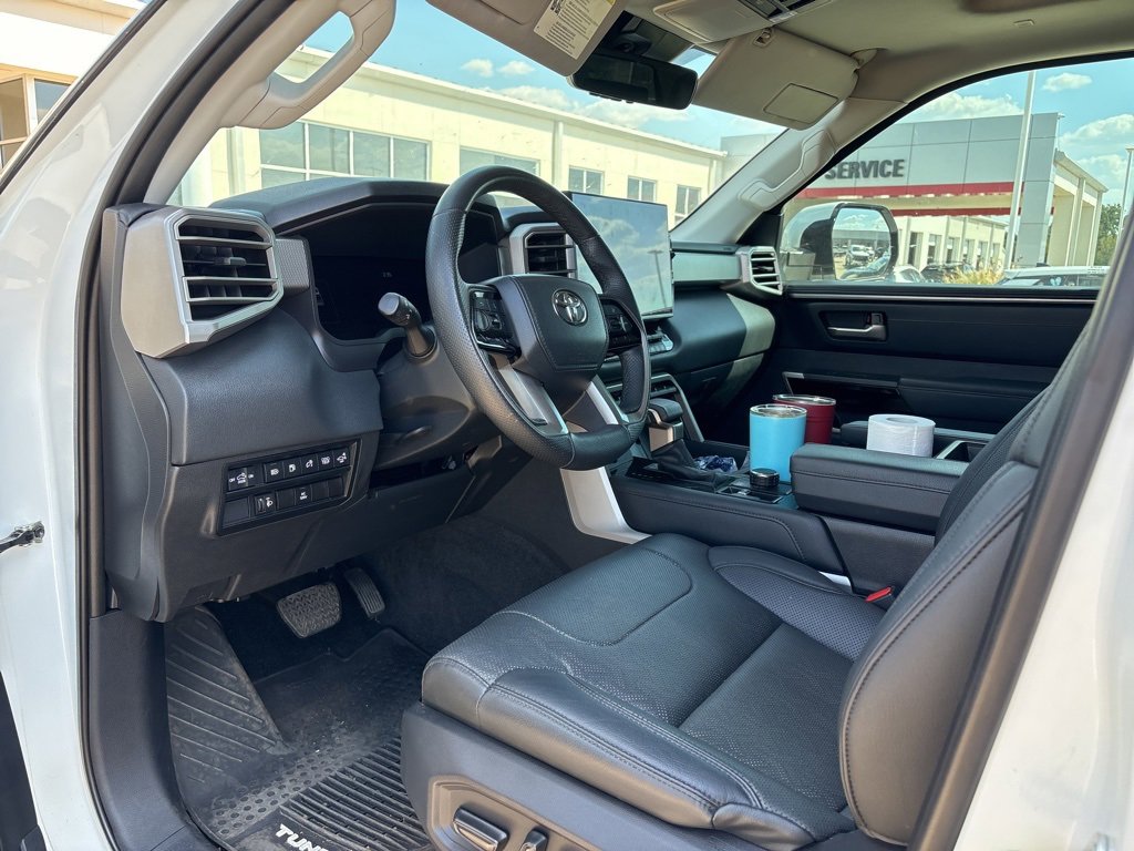 Used 2022 Toyota Tundra Limited image 11