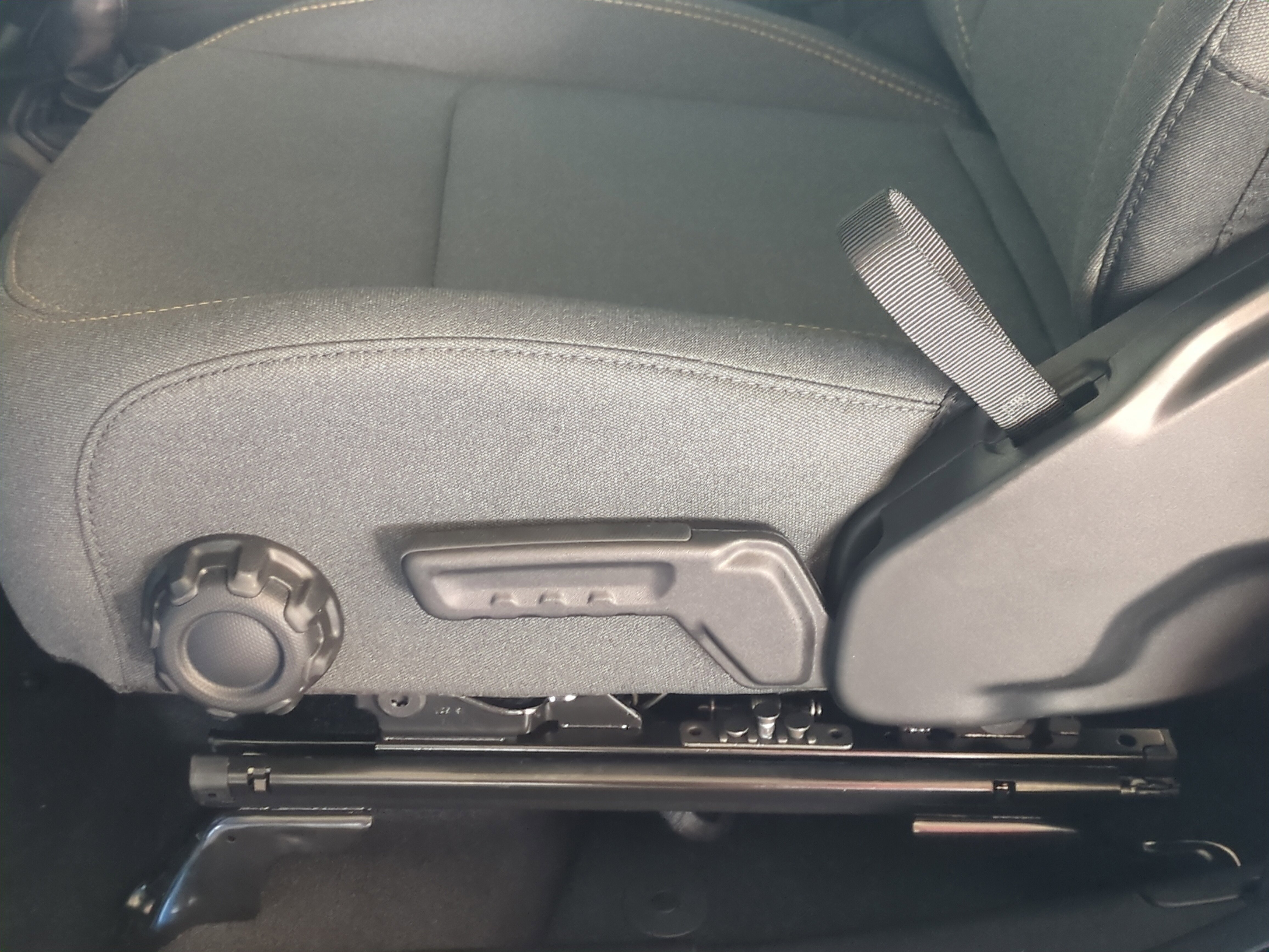 New 2026 Jeep Wrangler Sport AWD/4WD image 22