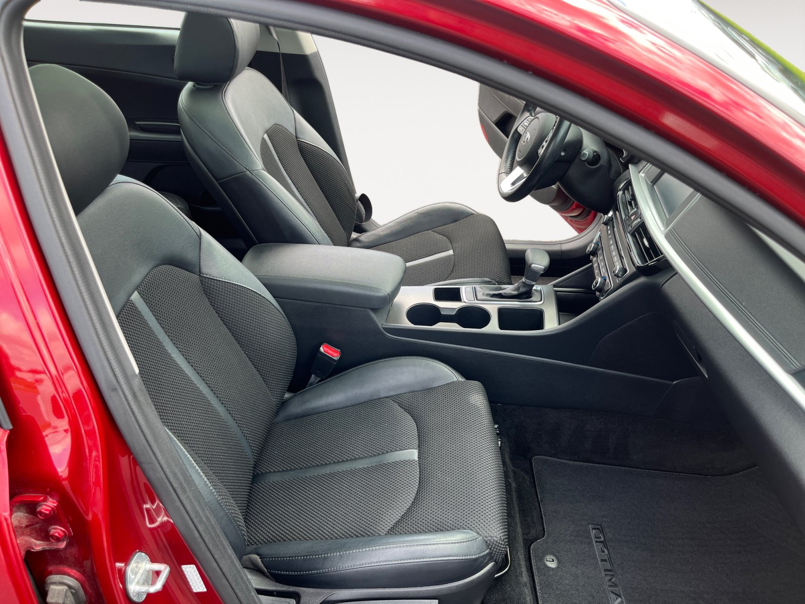 Used 2019 Kia Optima S w/ S Panoramic Sunroof Package FWD image 15