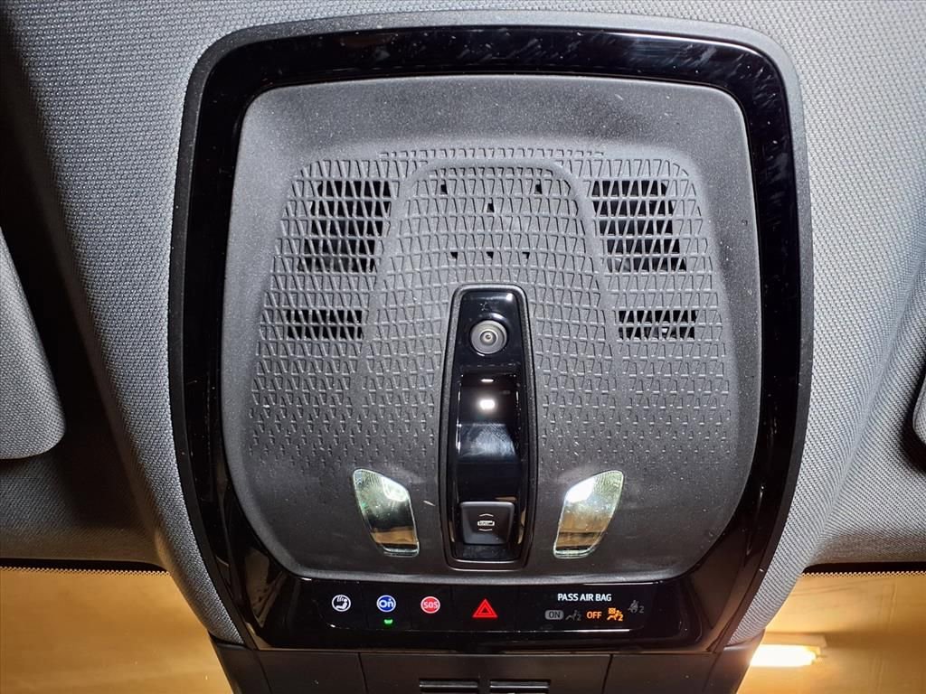 Certified 2025 Cadillac Optiq Luxury 1 w/ LPO, Floor Liner Package image 11