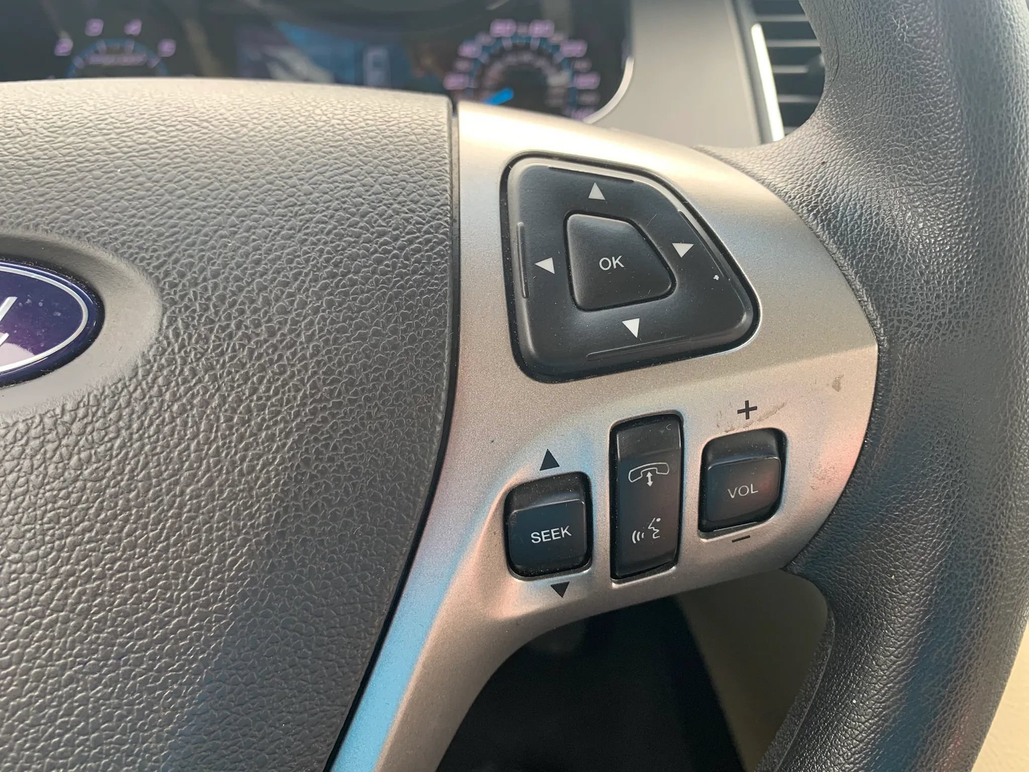 Used 2019 Ford Taurus SE FWD image 13