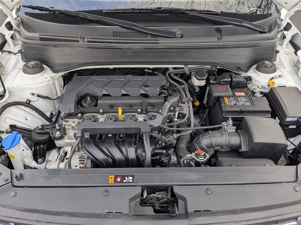 Used 2025 Hyundai Venue Limited image 37