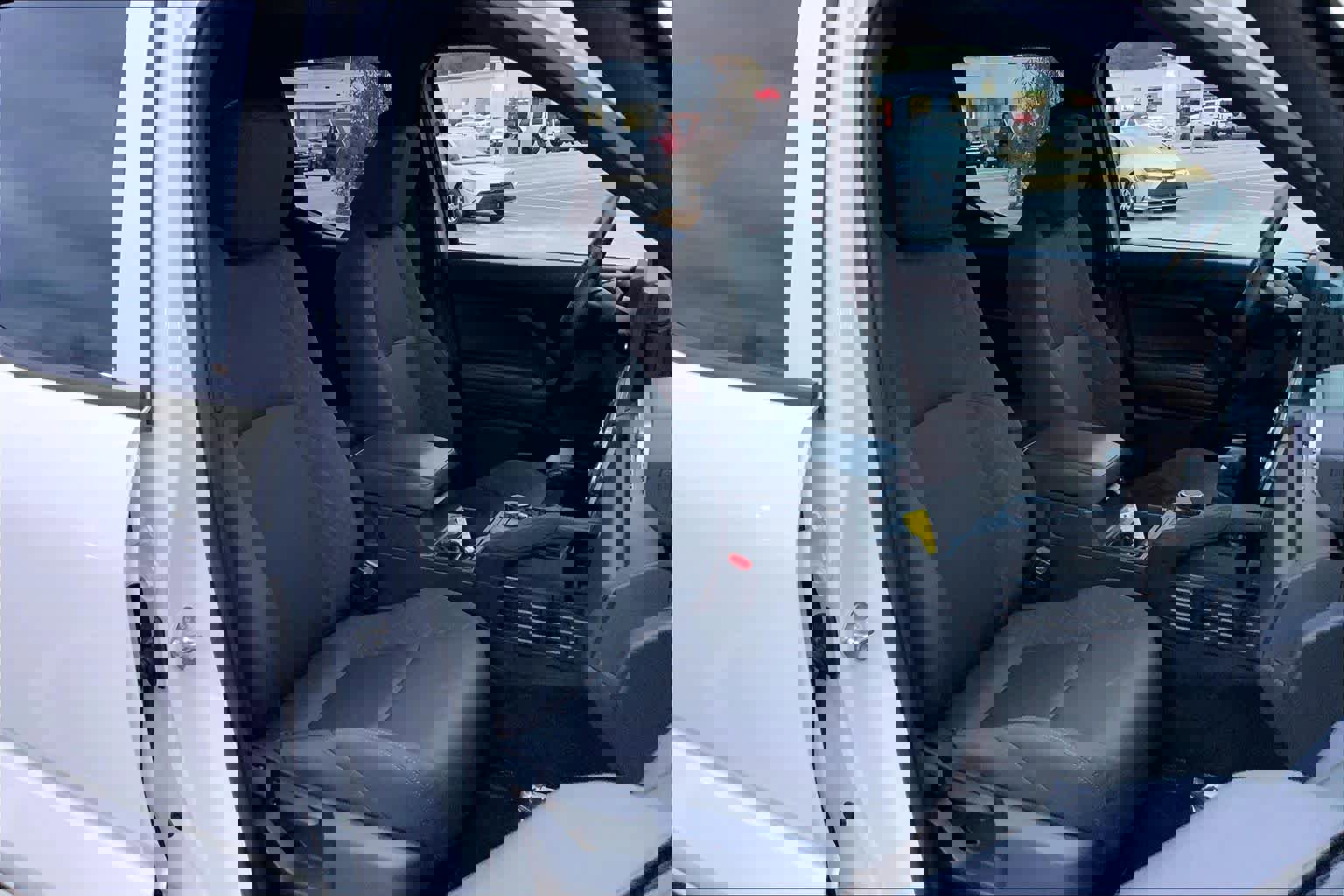 Used 2025 Toyota Tacoma SR image 8