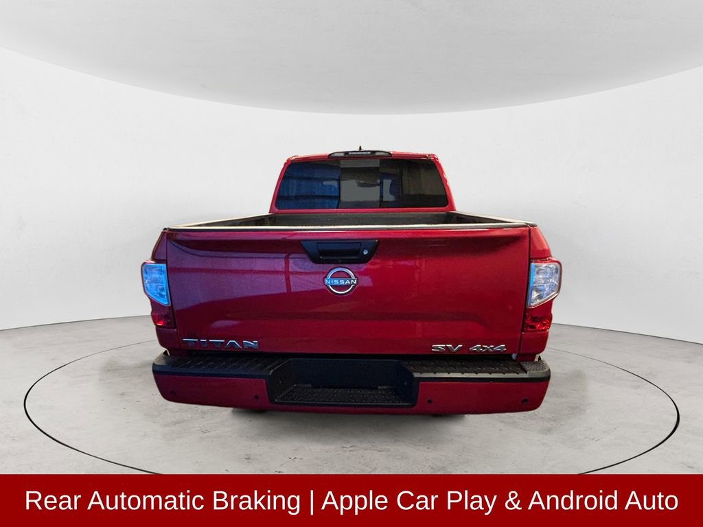 Used 2024 Nissan Titan SV image 3