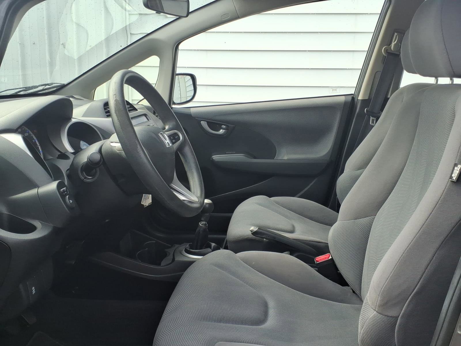 Used 2013 Honda Fit image 9