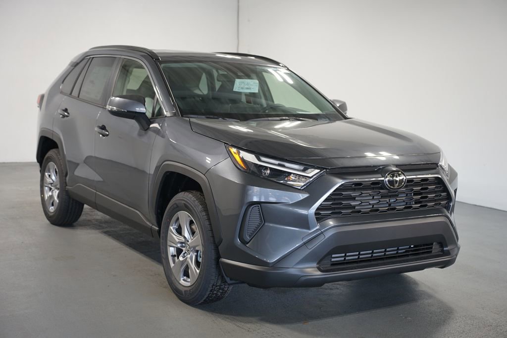 New 2025 Toyota RAV4 XLE image 3