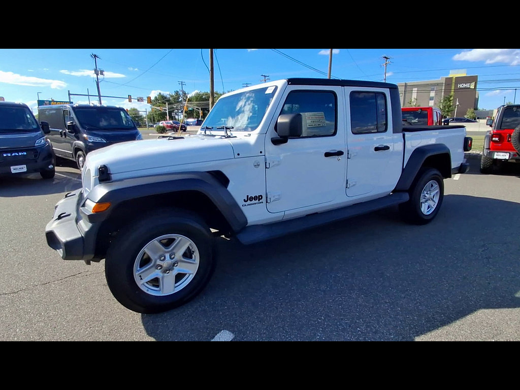 Used 2020 Jeep Gladiator Sport w/ Quick Order Package 24S AWD/4WD image 4