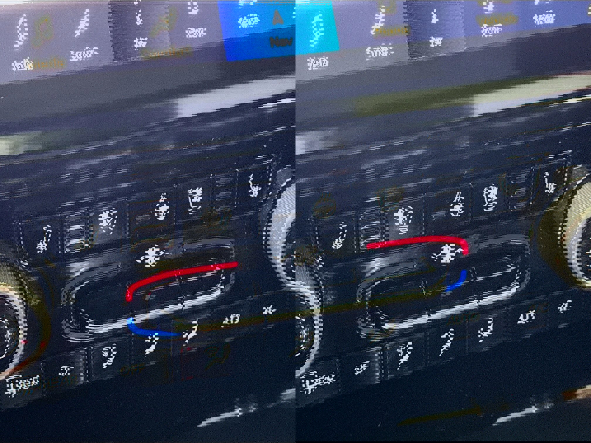 Used 2023 Jeep Grand Cherokee Summit w/ Advanced Protech Group IV image 5