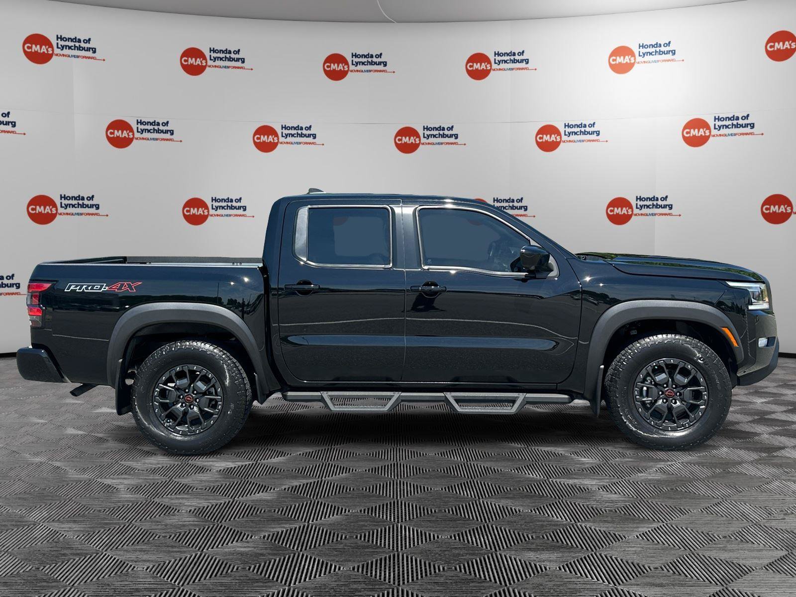 Used 2024 Nissan Frontier PRO-4X w/ Pro Premium Package AWD/4WD image 6