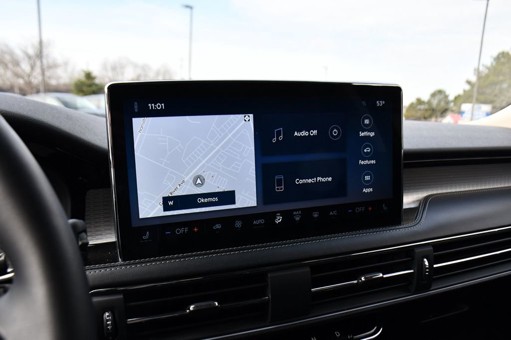 Used 2024 Lincoln Corsair Premiere image 25