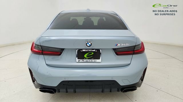 Used 2025 BMW M340i Sedan RWD image 5