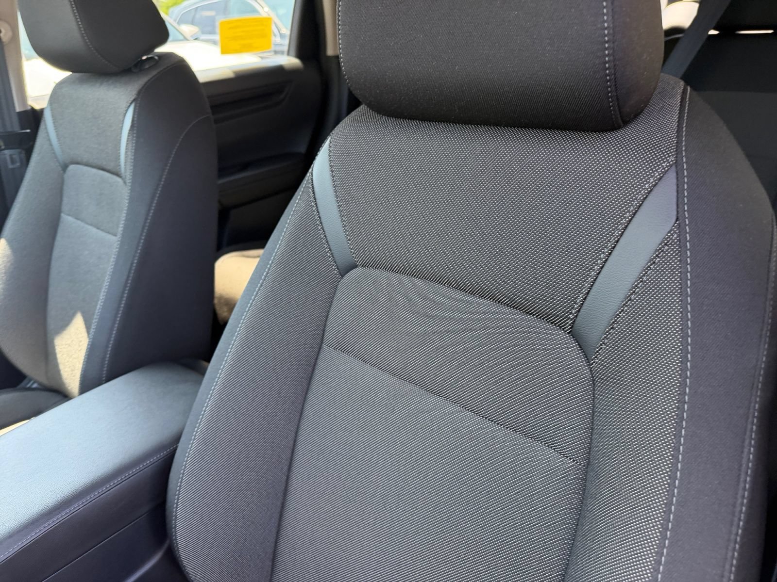 Used 2025 Honda CR-V LX image 18
