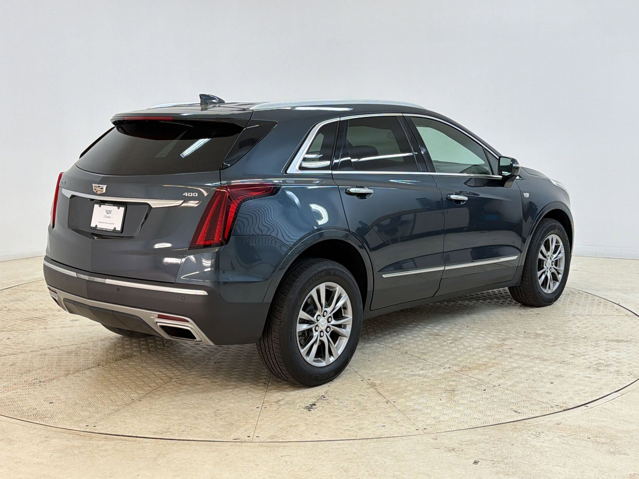 Used 2020 Cadillac XT5 Premium Luxury image 9