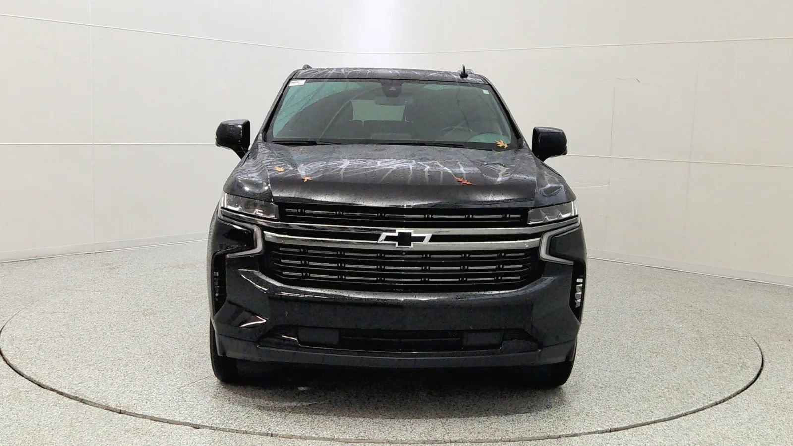 Used 2022 Chevrolet Suburban RST w/ Sport Performance Package image 2