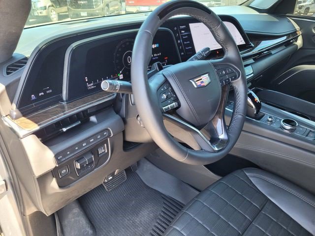 Certified 2024 Cadillac Escalade Sport Platinum w/ LPO, ONYX Package AWD/4WD image 23
