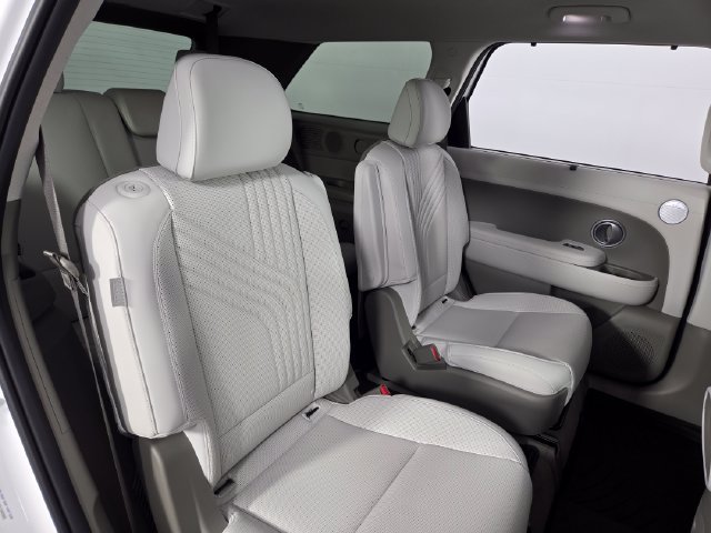 Used 2026 Hyundai Palisade SEL FWD image 18