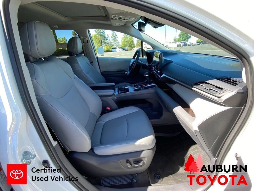 Certified 2023 Toyota Sienna XLE FWD image 13