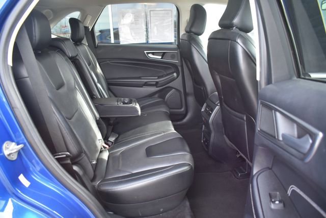 Used 2022 Ford Edge Titanium w/ Equipment Group 301A AWD/4WD image 47