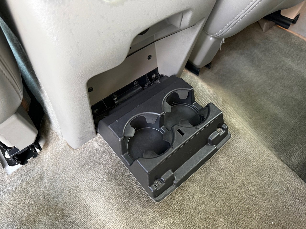 Used 2005 GMC Yukon XL Denali image 36