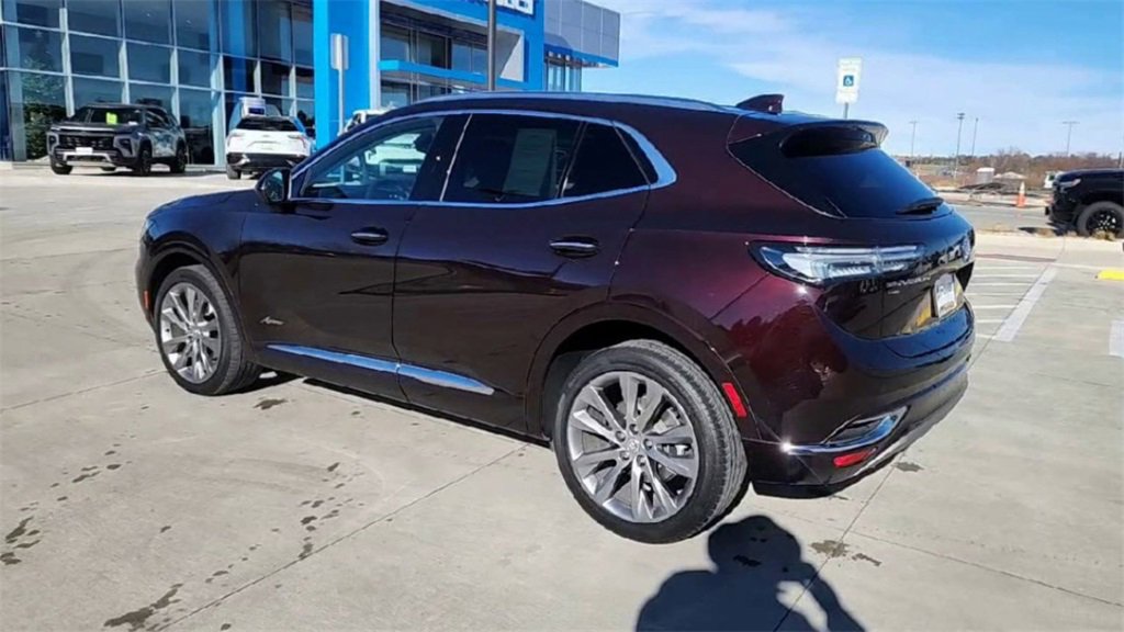 Used 2022 Buick Envision Avenir w/ Premium Seat Package image 8