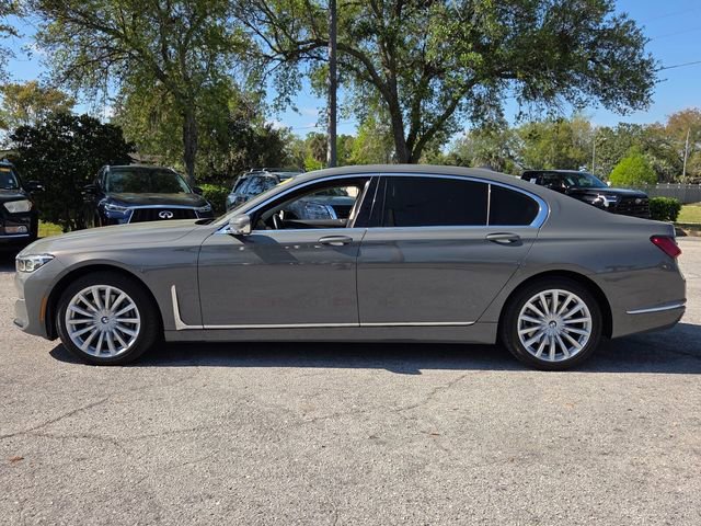 Used 2022 BMW 740i xDrive w/ Premium Package image 4