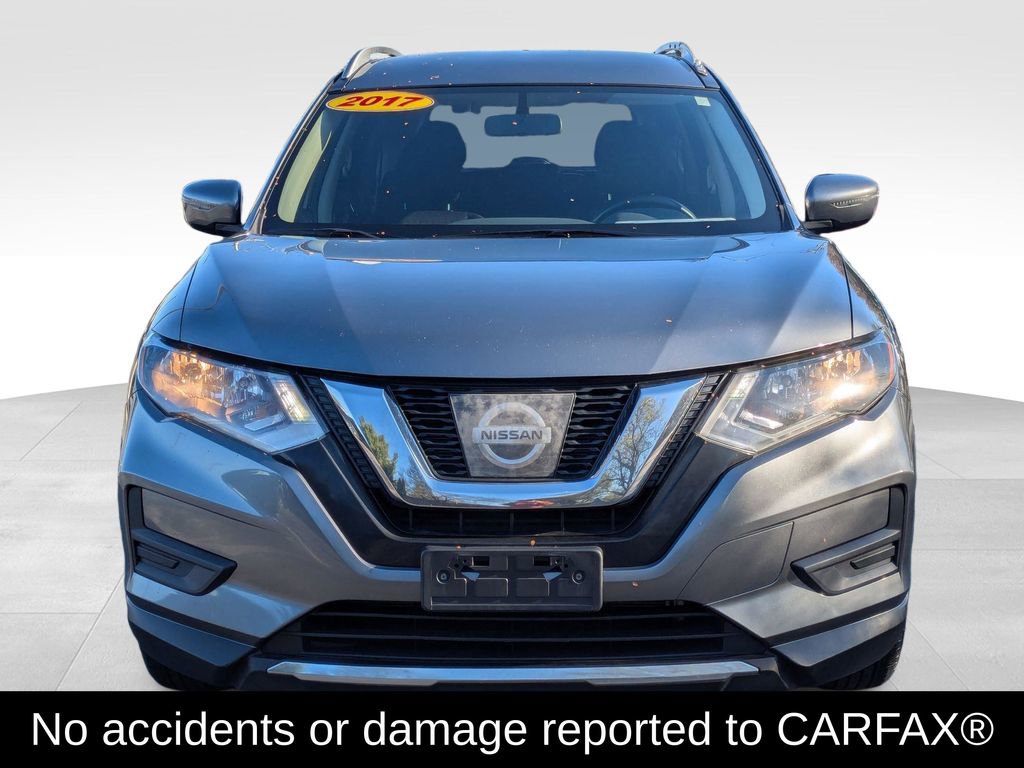 Used 2017 Nissan Rogue SV AWD/4WD image 3