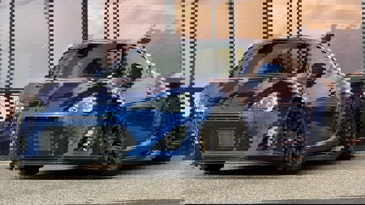 Used 2016 Subaru BRZ Limited image 2