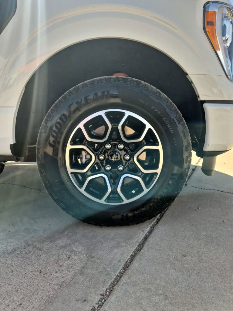 Used 2022 Ford F150 XLT w/ Equipment Group 302A High AWD/4WD image 11