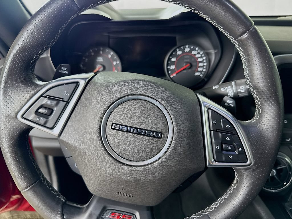 Used 2019 Chevrolet Camaro SS RWD image 14