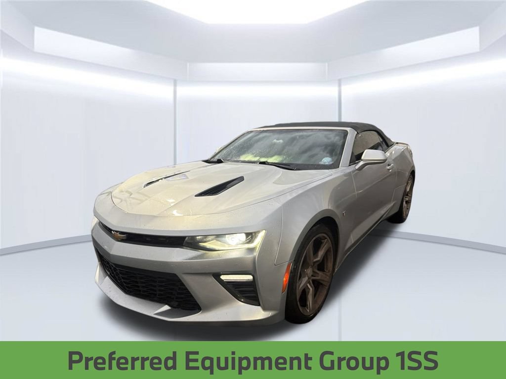 Used 2017 Chevrolet Camaro SS RWD image 2
