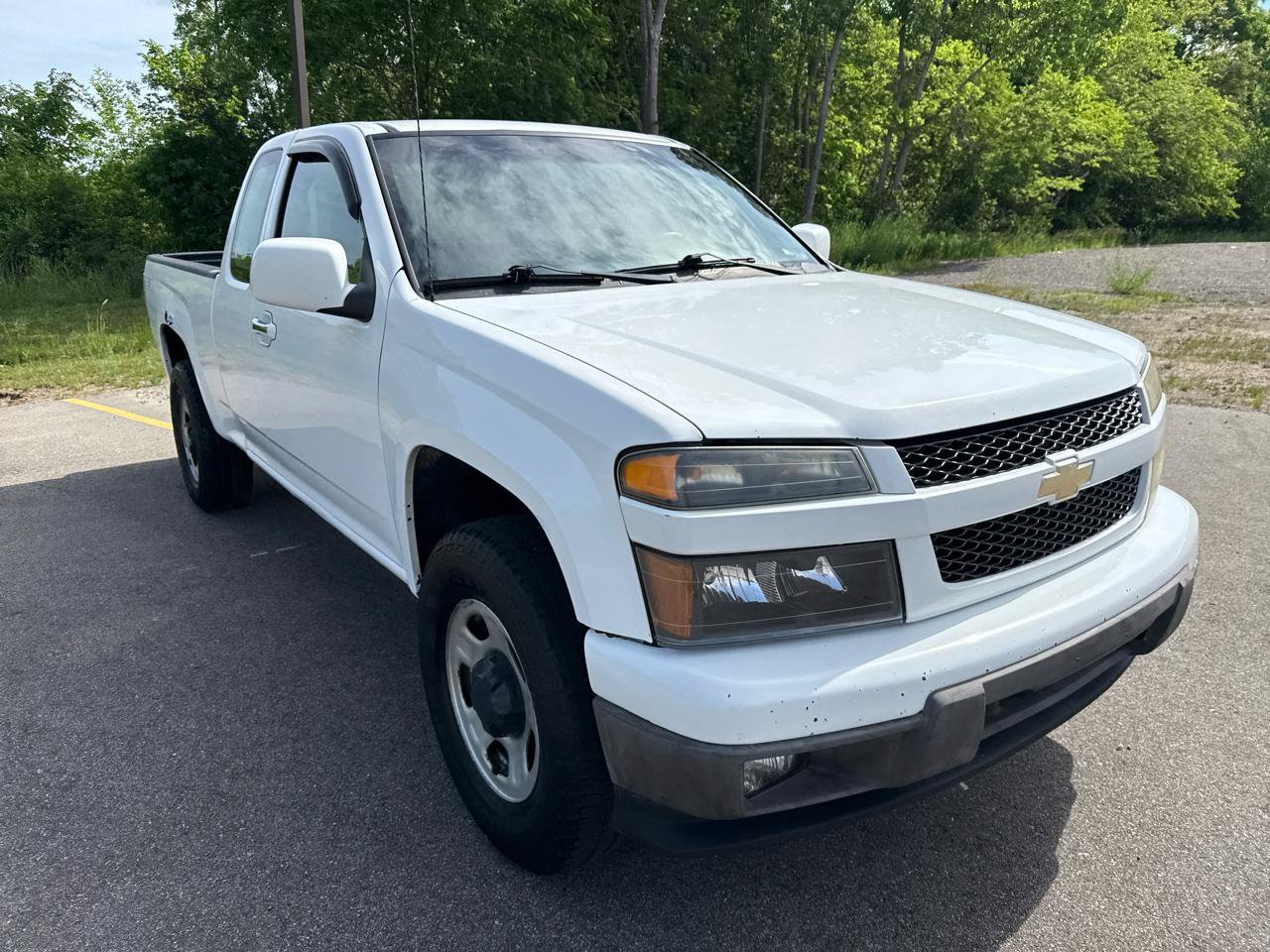 Used 2010 Chevrolet Colorado W/T w/ Power Convenience Package AWD/4WD image 3