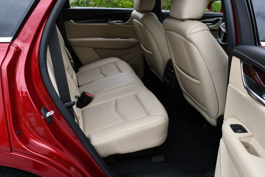 Used 2019 Cadillac XT5 Luxury FWD image 18