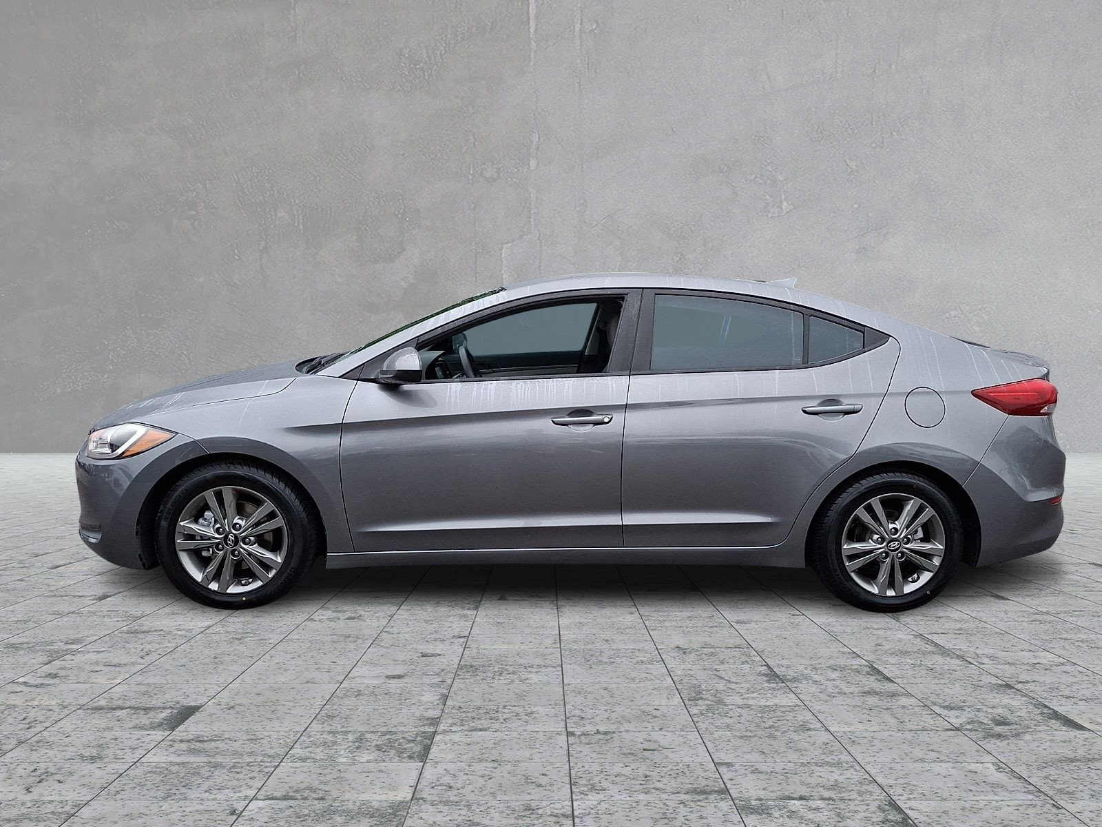 Used 2018 Hyundai Elantra SEL FWD image 7