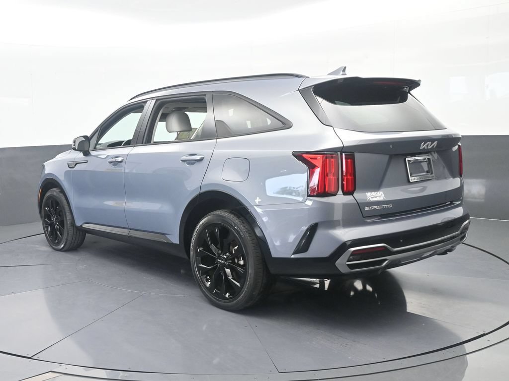 Used 2023 Kia Sorento SX FWD image 4